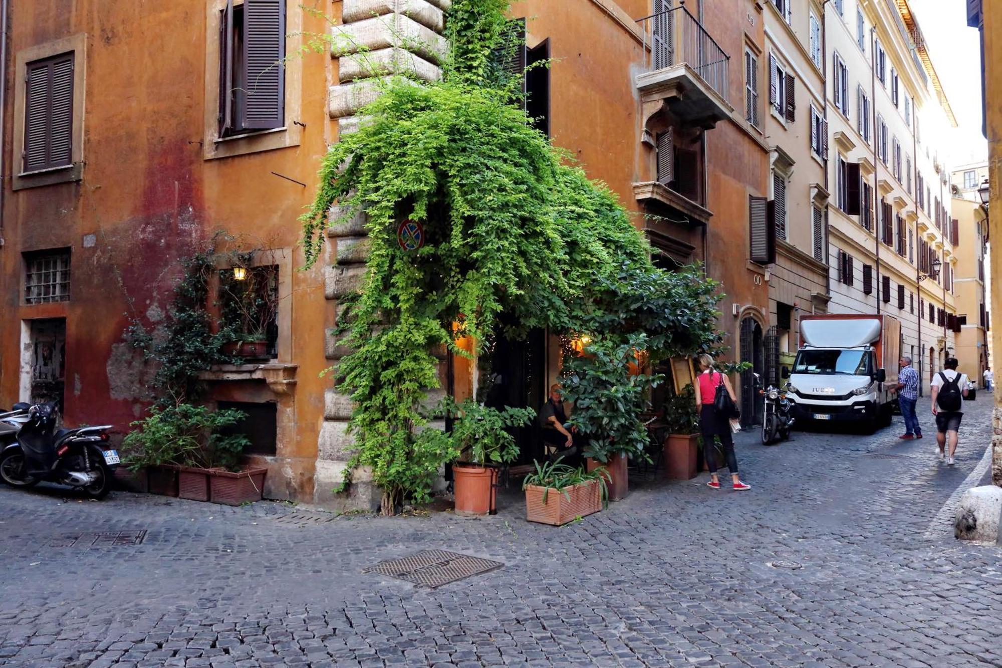 Luxury Charme Between Pantheon And Spanish Steps Rome Exterior photo